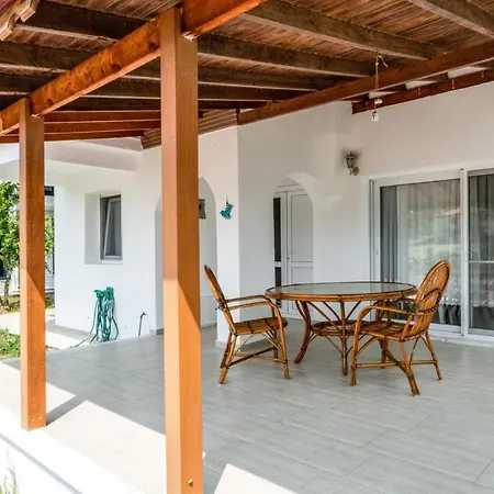 Lejlighed Seafront Duplex With Garden In Ayvalik *